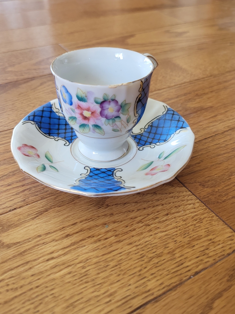 Vintage Chinese Tea Cup & Saucer